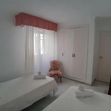 Spacious Flat In - Boliches Apartament Fuengirola