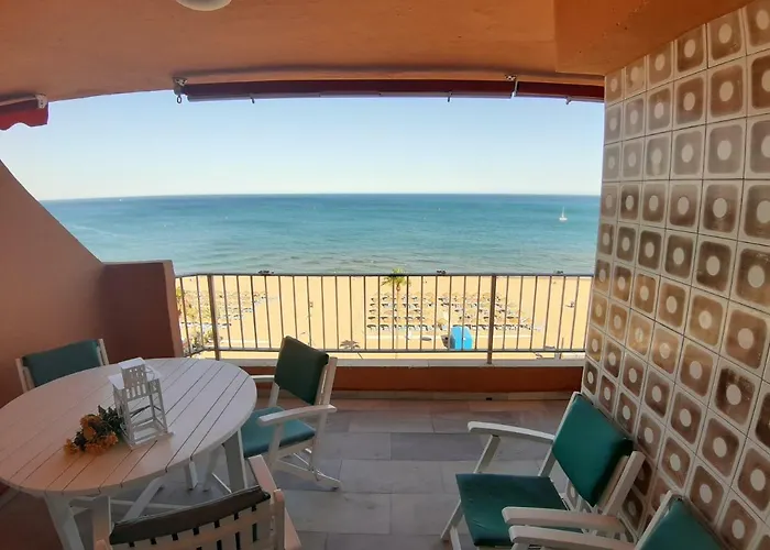 Spacious Flat In - Boliches *