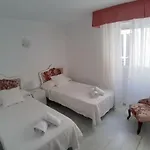 Spacious Flat In - Boliches アパート フエンヒロラ