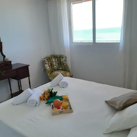 Apartment Spacious Flat In - Boliches