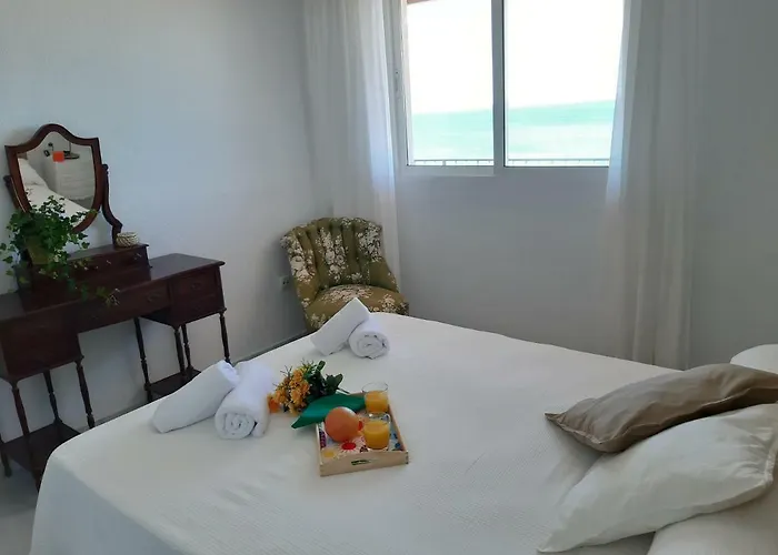 Apartment Spacious Flat In - Boliches